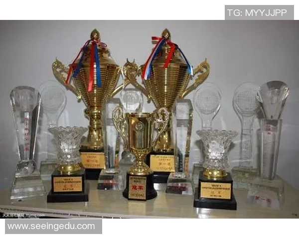 陈娜独家分享足球心得与技巧助你提升球技和战术理解