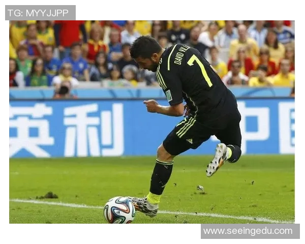 回顾昔日绿茵传奇盘点那些曾辉煌的足球明星与他们的精彩瞬间